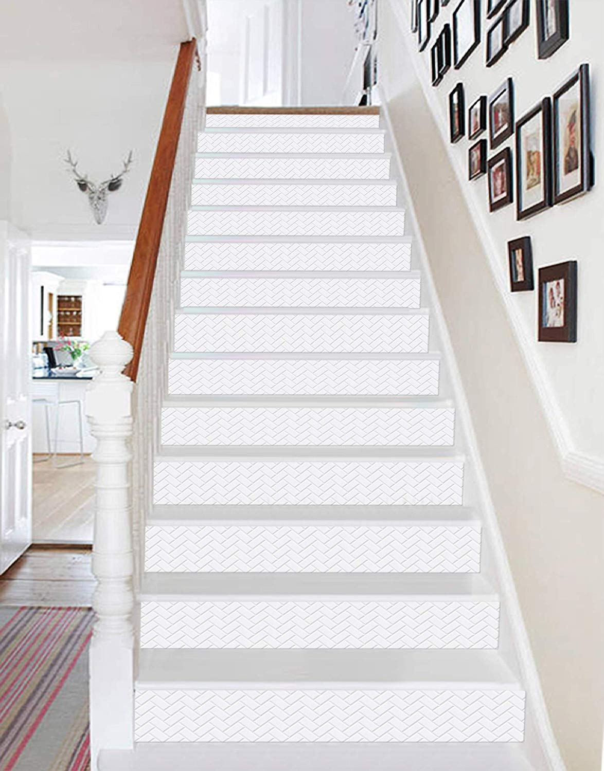 Stair Design With Tiles - HD Wallpaper 