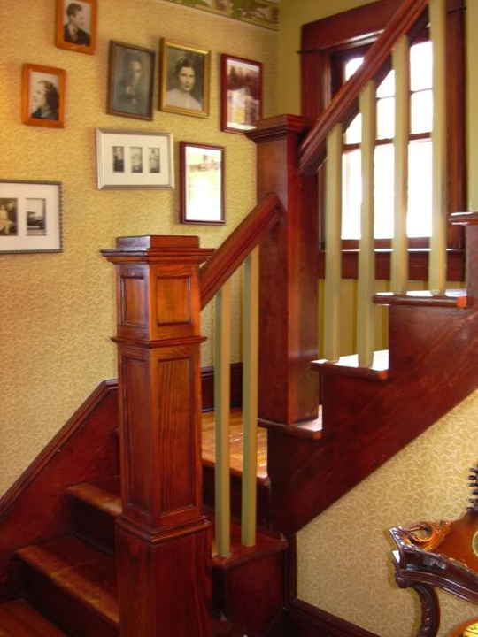 Stairs - HD Wallpaper 