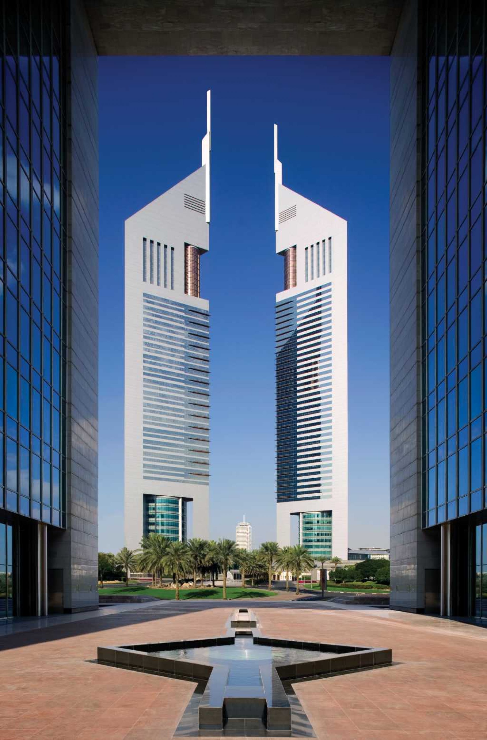 Architecture Towers Dubai United Arab Emirates 626762 - Jumeirah Emirates Towers Hotel - HD Wallpaper 
