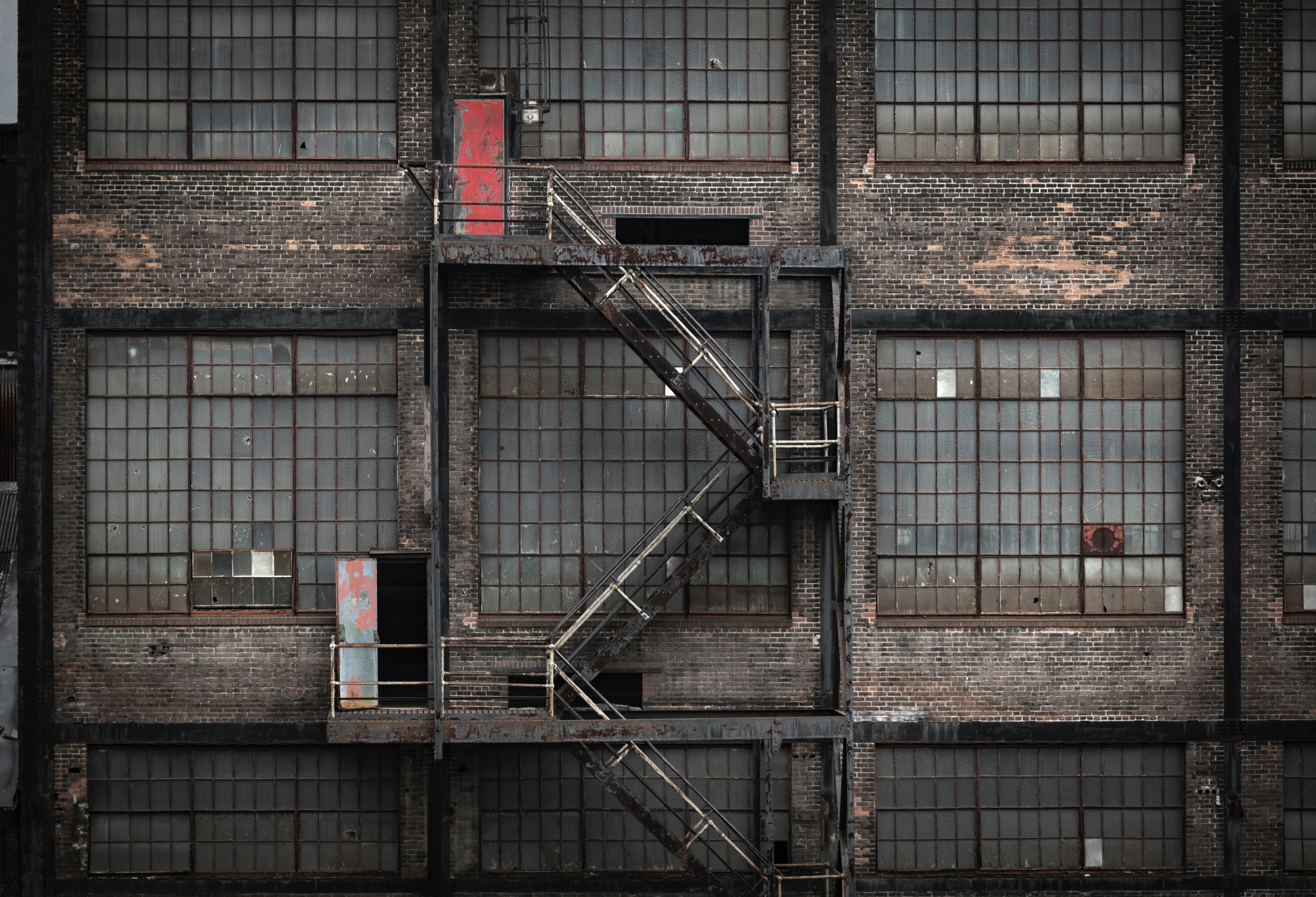New York Building Fire Escape Steps - HD Wallpaper 