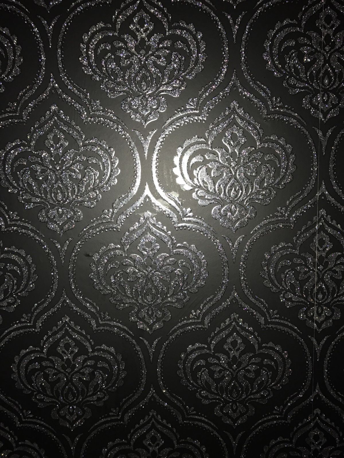 I Have 3 Unopened Rolls Of This Wallpaper
i Paid £15 - Black And Silver Glitter - HD Wallpaper 