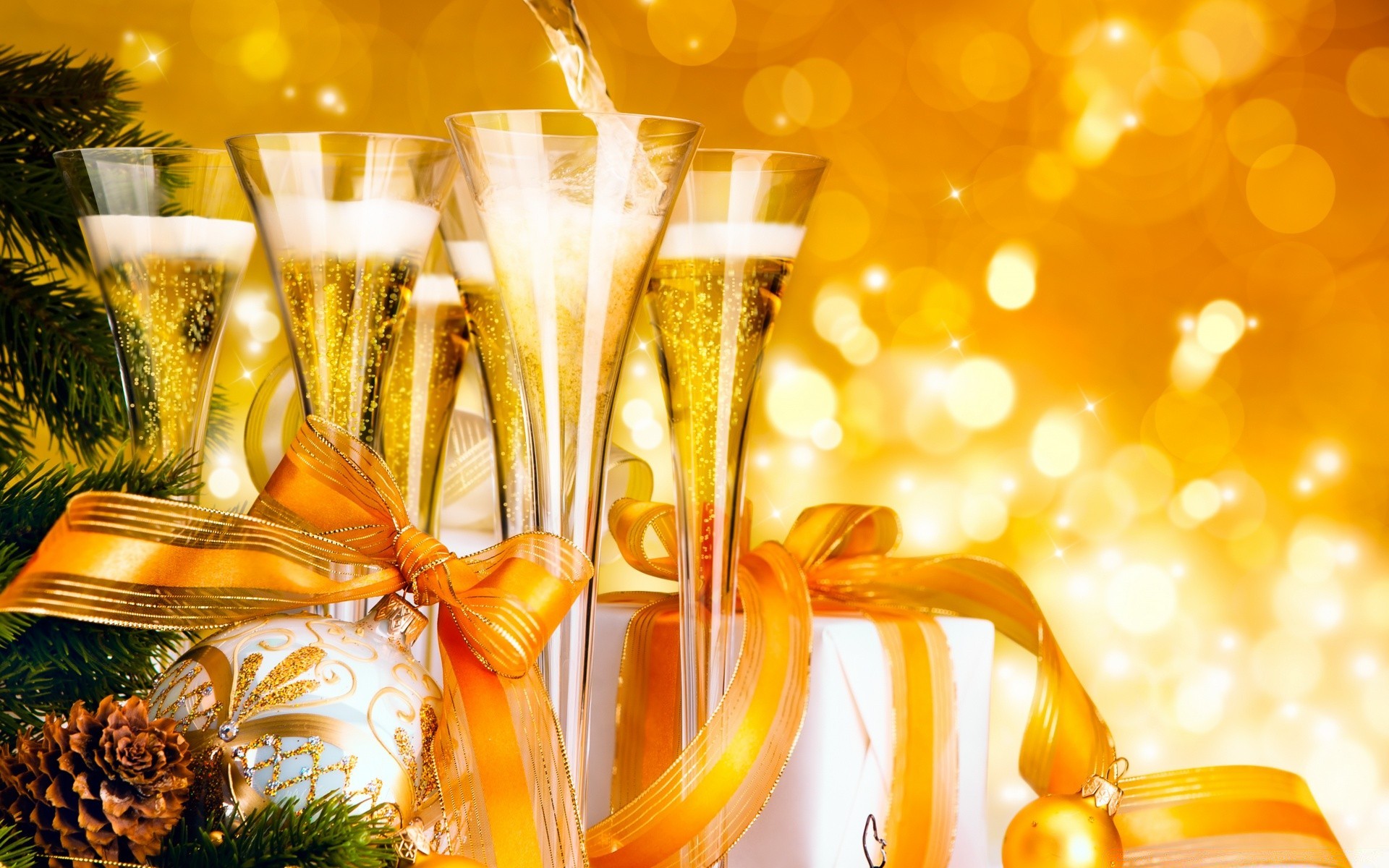 New Year Glass Champagne Gold Christmas Celebration - New Year Celebration Champagne - HD Wallpaper 