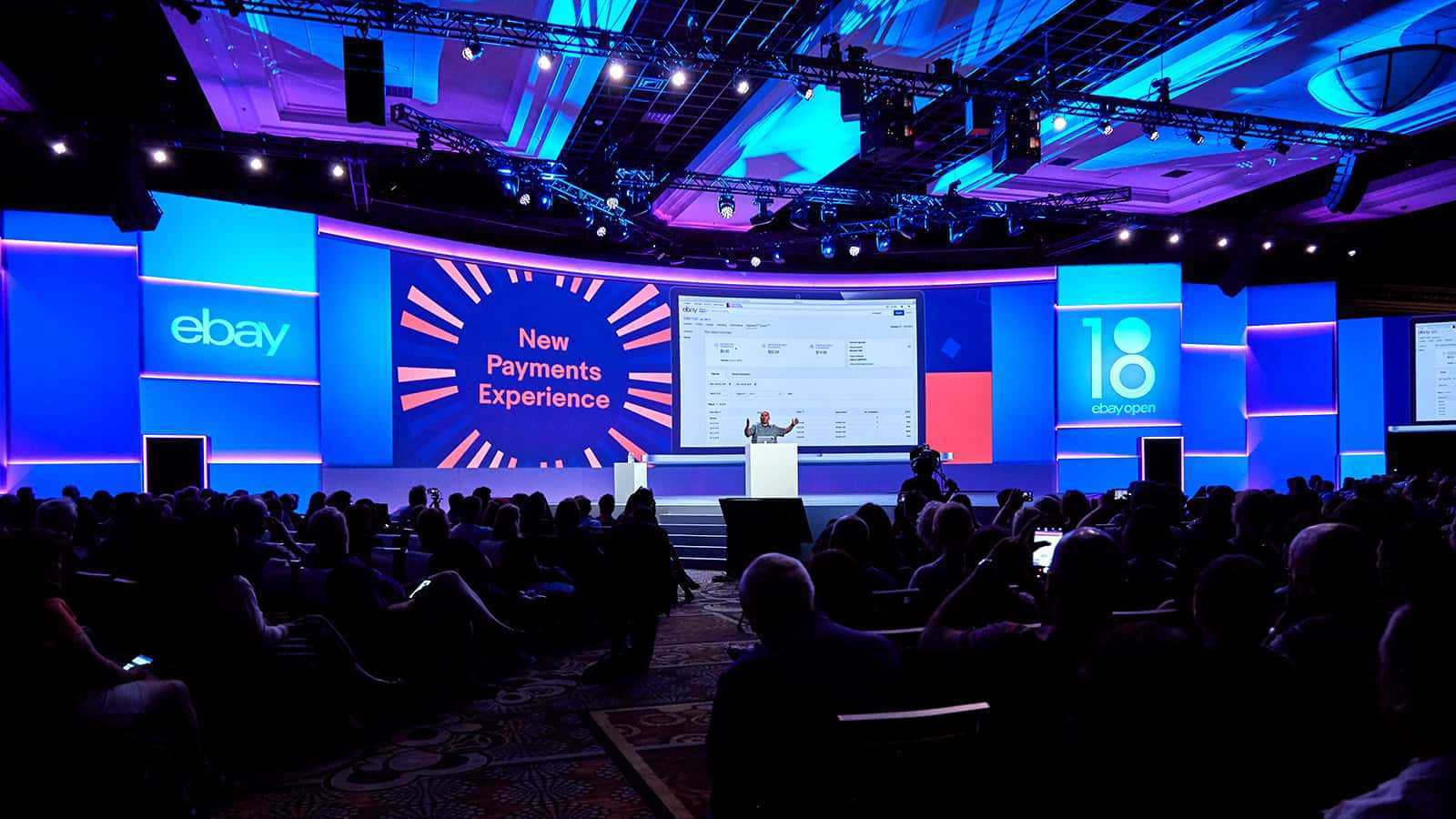 One Of Many Stage Configurations During General Session - Seminar - HD Wallpaper 
