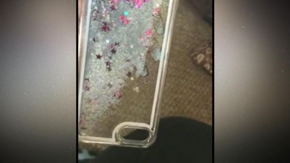 Water Phone Case Burns - HD Wallpaper 