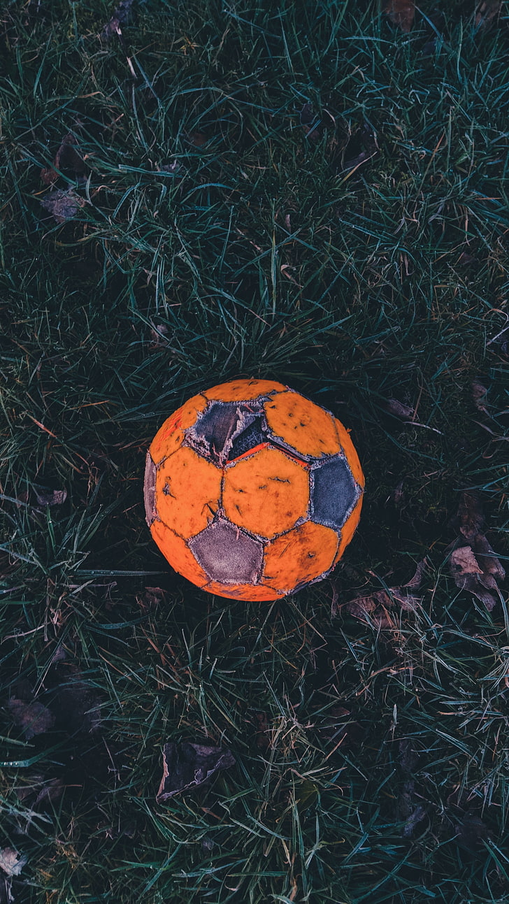 Orange And Gray Soccer Ball, Football, Old, Grass, - Orange Football On Grass - HD Wallpaper 
