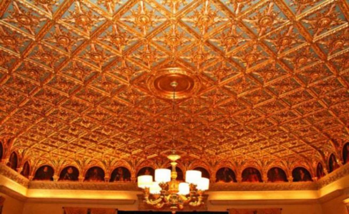 New York Sd Breakers Gold Room - Ceiling - HD Wallpaper 