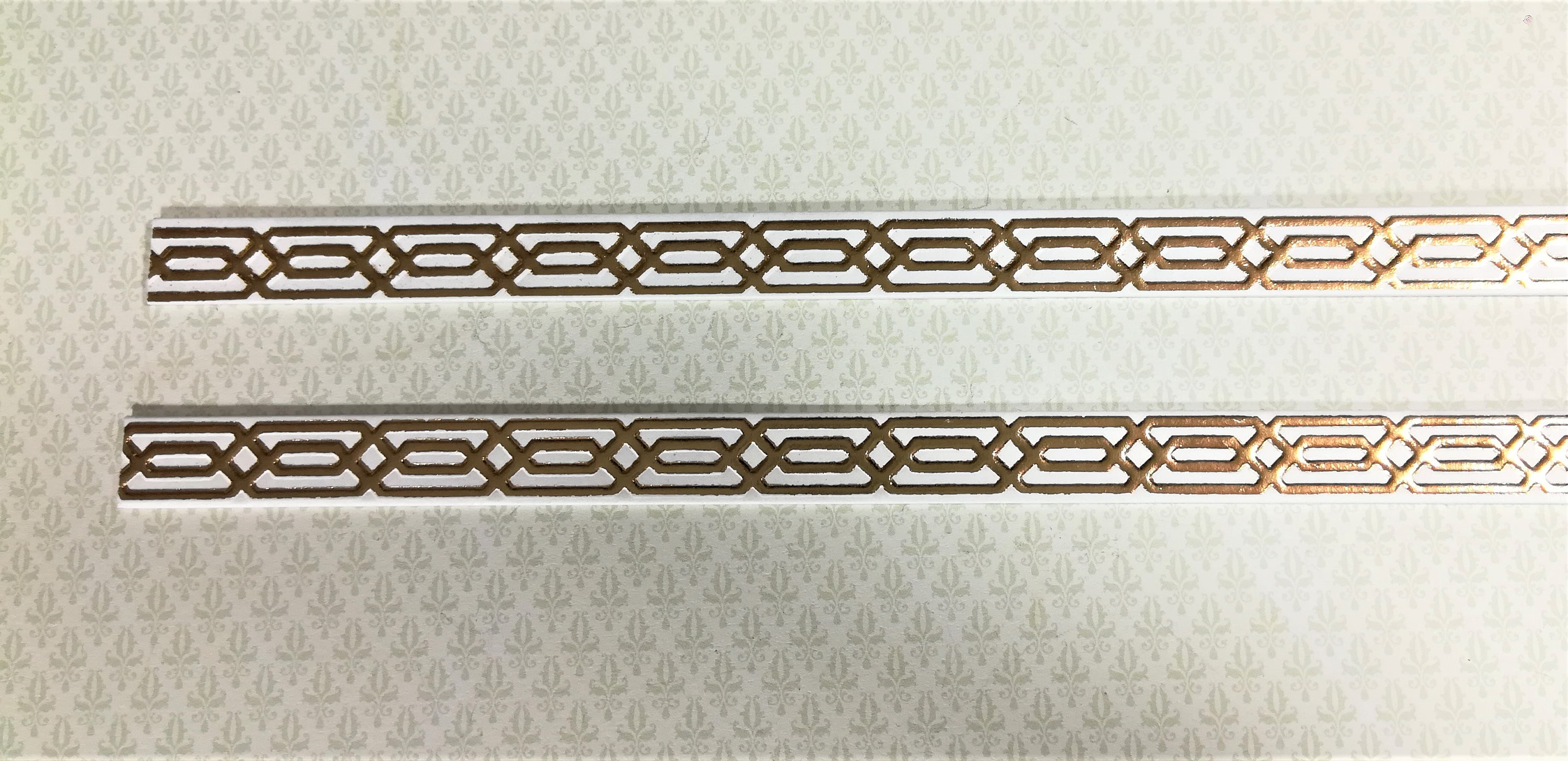 Dollhouse Miniature Luxury Embossed Wallpaper Border - Architecture - HD Wallpaper 