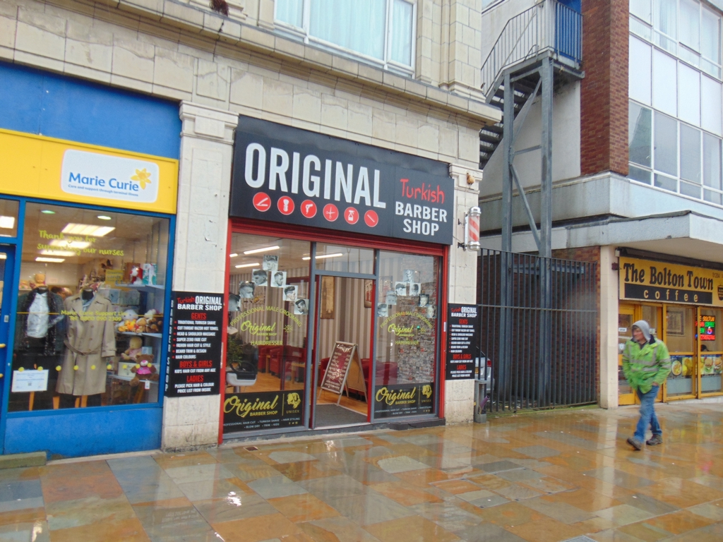 Commercial Building - HD Wallpaper 