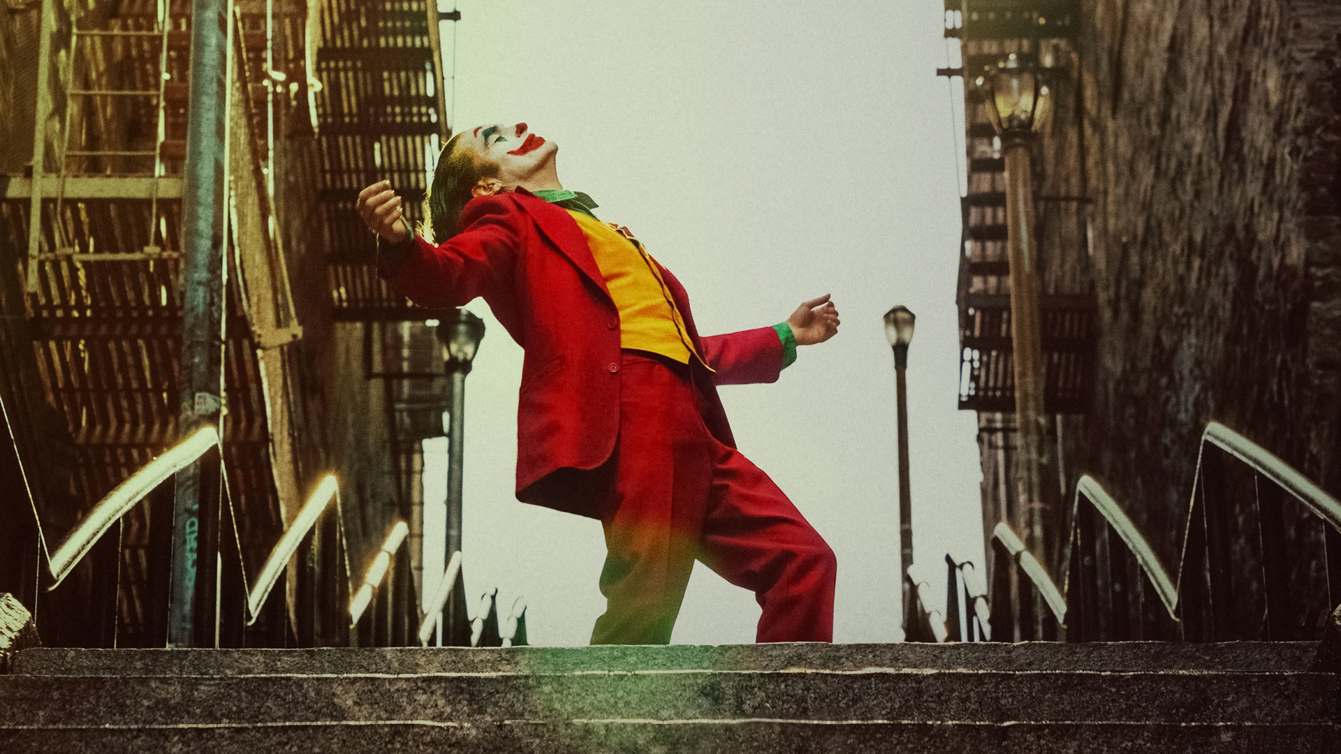 Joaquin Phoenix Joker Stairs - HD Wallpaper 