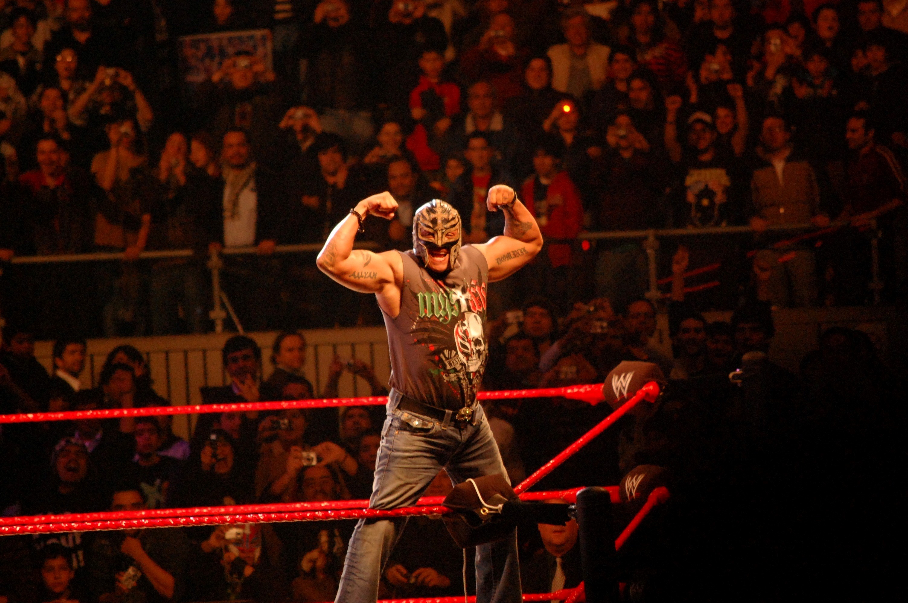 Rey Mysterio In Ring - Rey Mysterio Full Hd - HD Wallpaper 