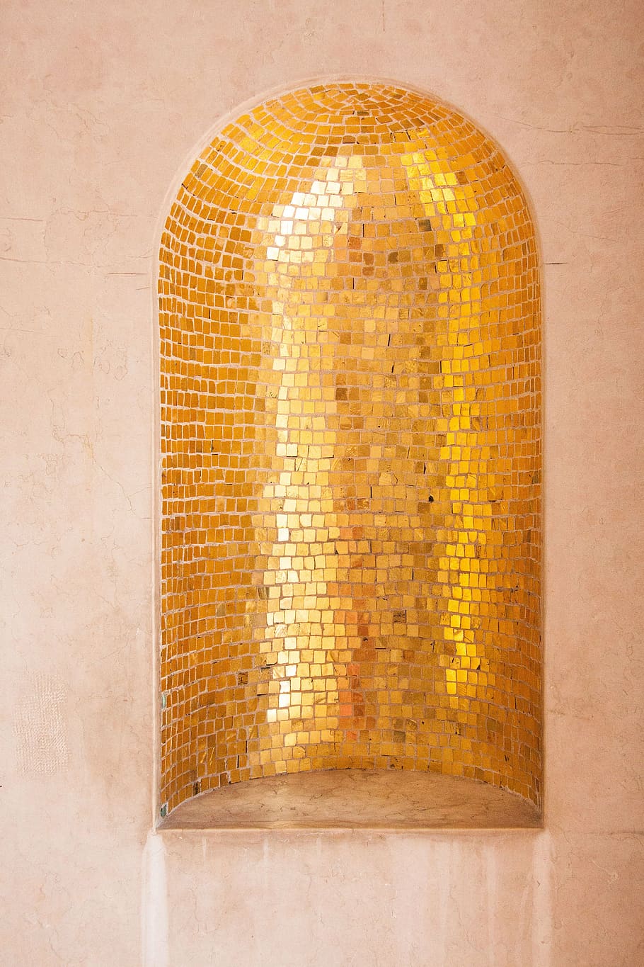 Mosaic, Gold, Niche, Wall Niche, Yellow, Indoors, Wall - Nicho De Oro - HD Wallpaper 