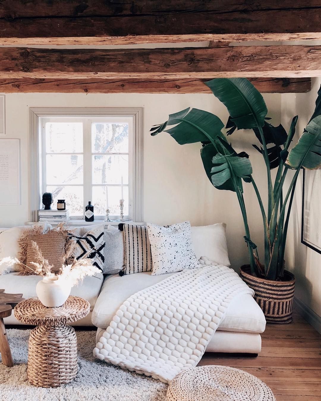 Most Beautiful Living Rooms 2019 - HD Wallpaper 