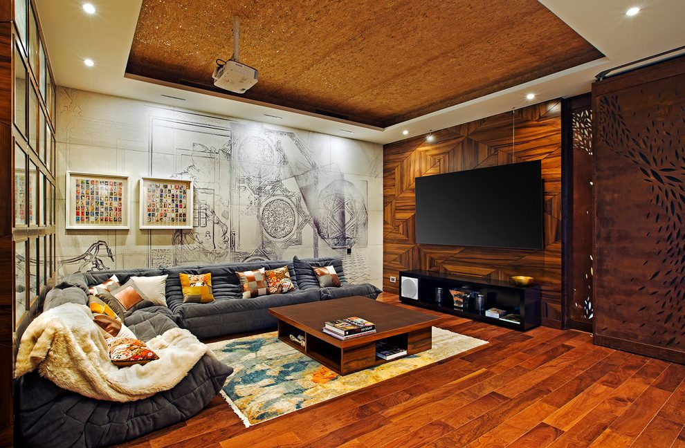 Bengaluru Contemporary Grey Sofa With Area Rugs Family - Living Room - HD Wallpaper 