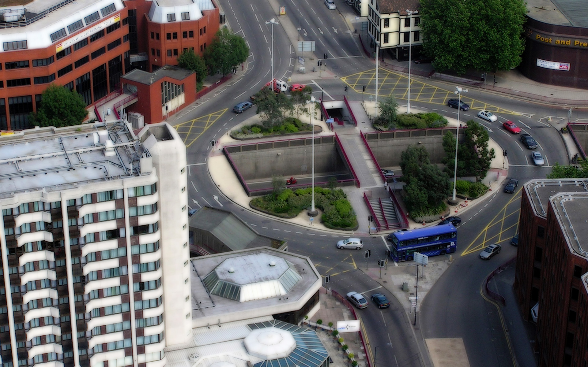 City Roundabout - HD Wallpaper 