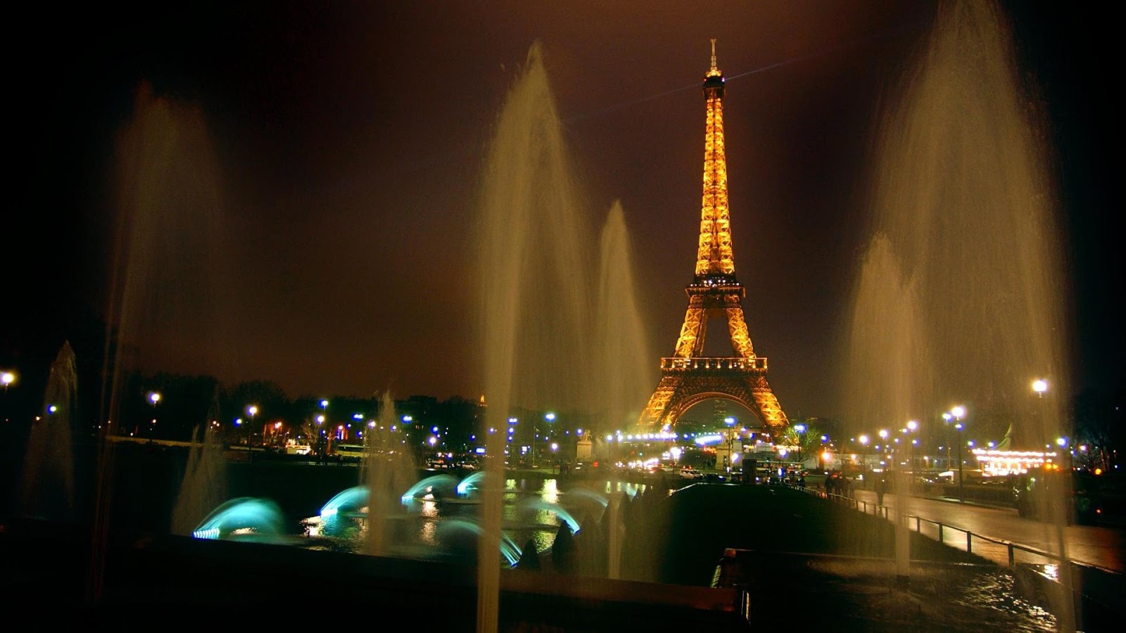 Background Wallpaper - Eiffel Tower - HD Wallpaper 