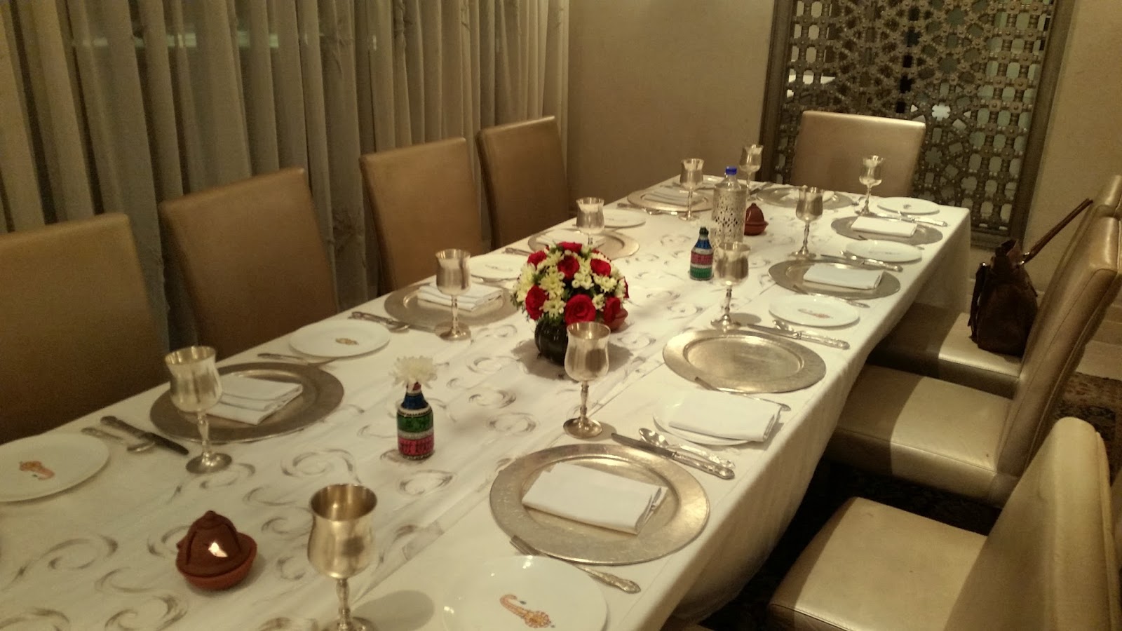 Kitchen & Dining Room Table - HD Wallpaper 