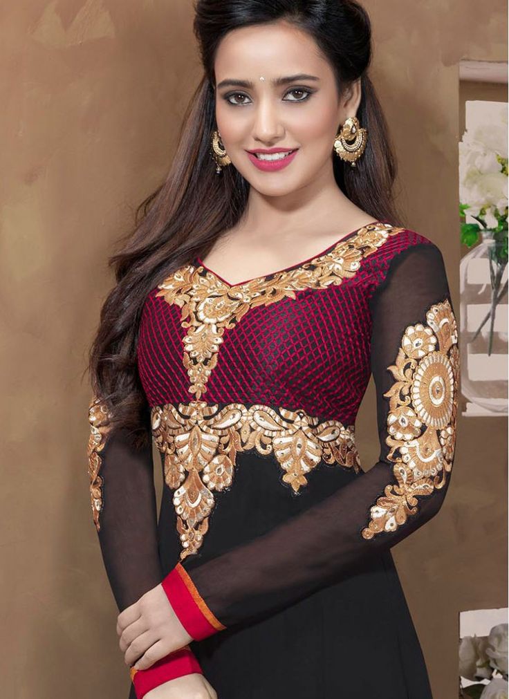 Neha Sharma Hd Wallpapers - Photo Shoot - HD Wallpaper 