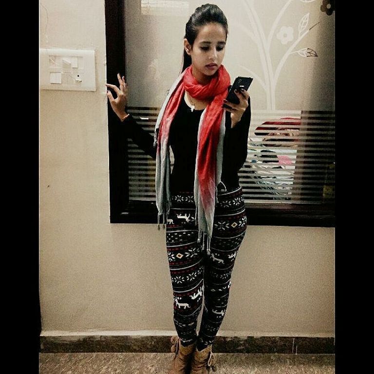 Instagram Sunanda Sharma - HD Wallpaper 