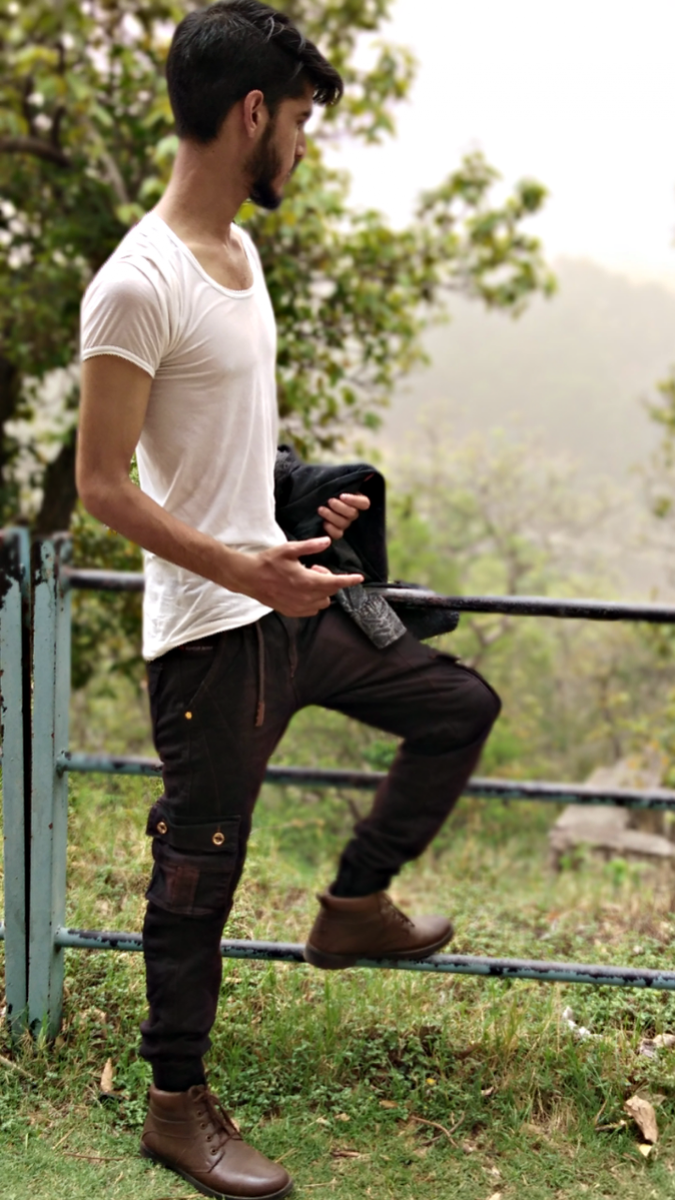 Gentleman - HD Wallpaper 