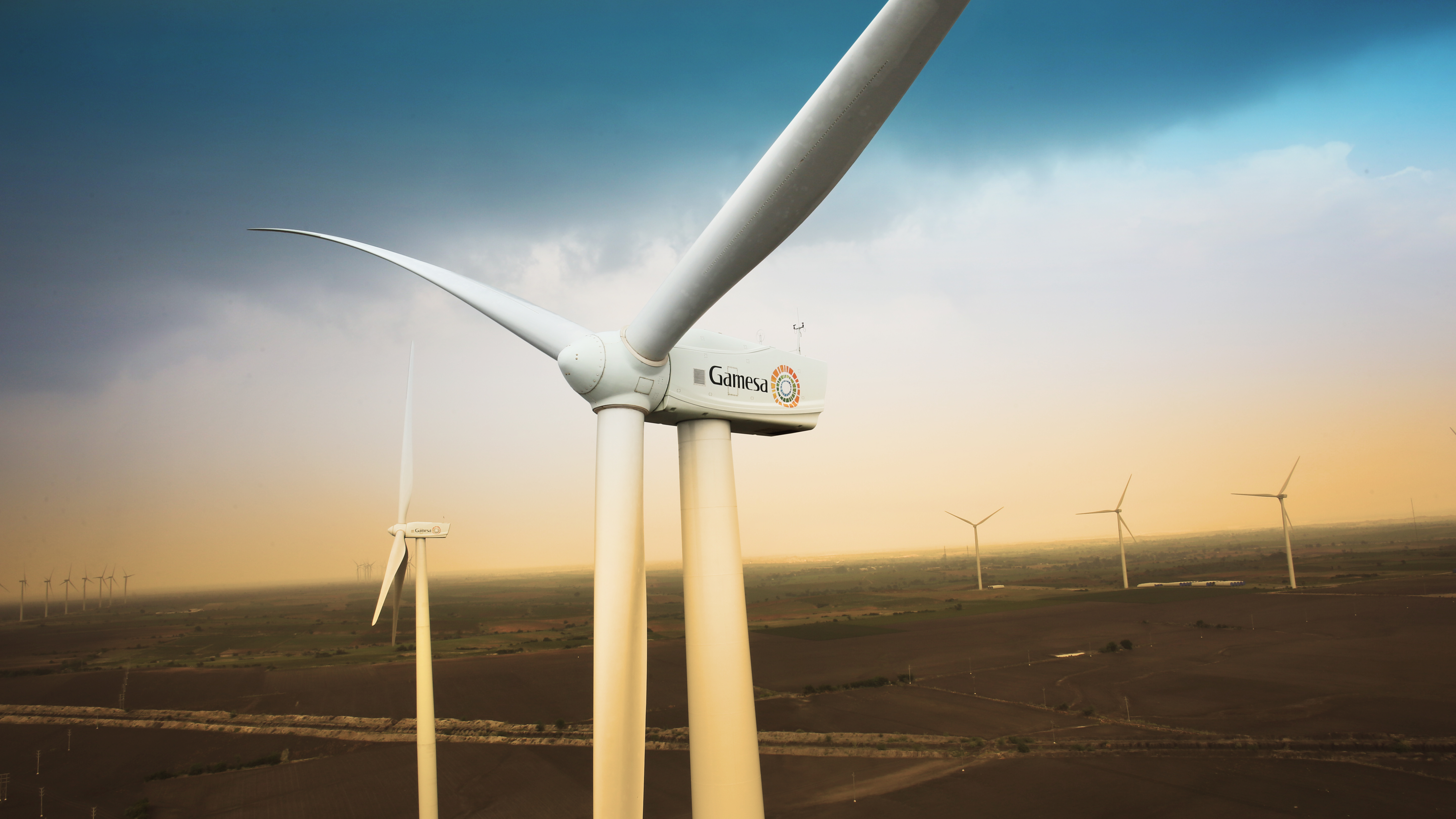 Renew Power Wind Power Project Ratlam+ Ec - HD Wallpaper 