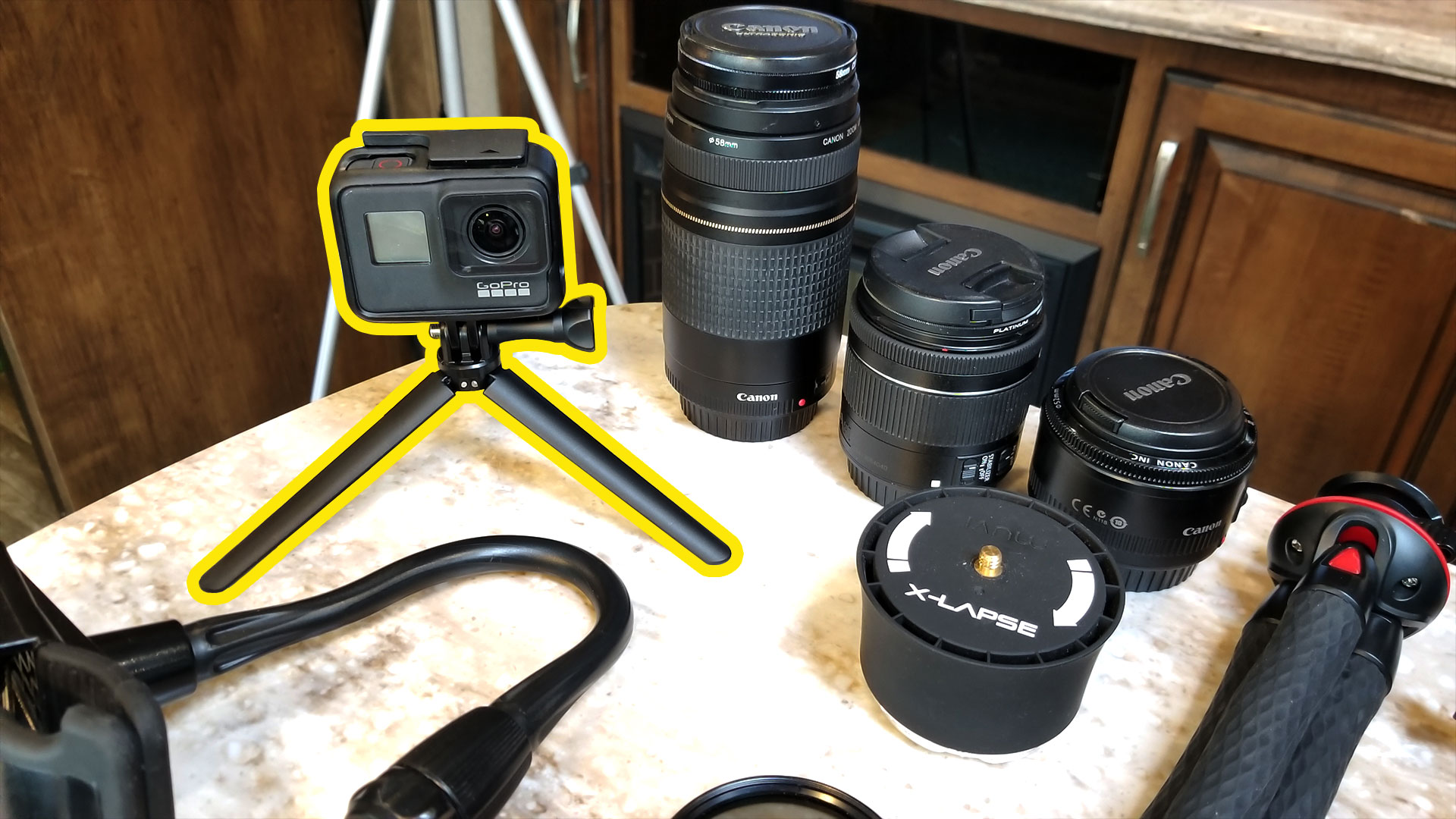 Canon Ef 75-300mm F/4-5.6 Iii - HD Wallpaper 