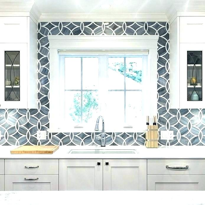 Beautiful Kitchen Wallpaper Ideas Home For Decoration - Big Pattern Backsplash Kitchen - HD Wallpaper 