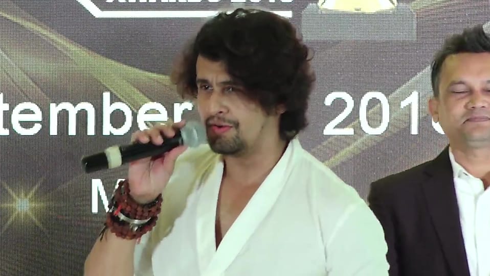 Bollywood Actor Wear Rudraksha Mala - HD Wallpaper 