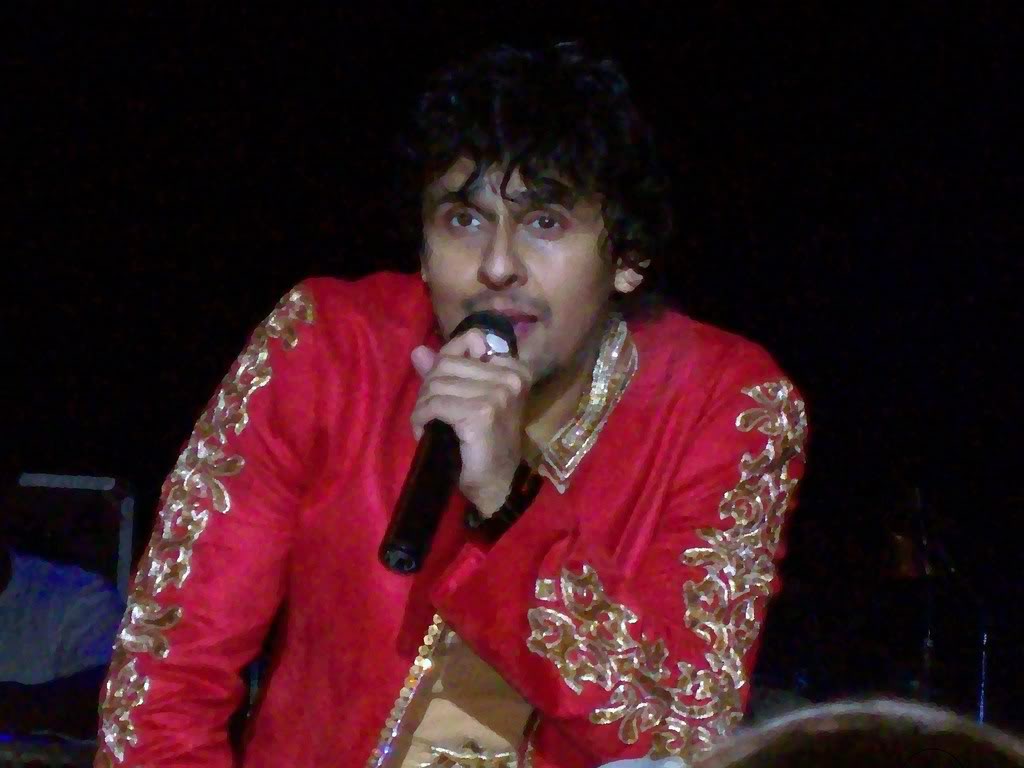 Sonu Nigam In 2002 - HD Wallpaper 