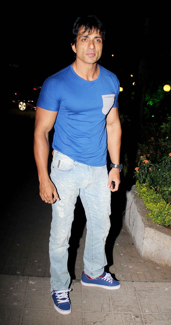 Sonu Sood Pic Hd - HD Wallpaper 