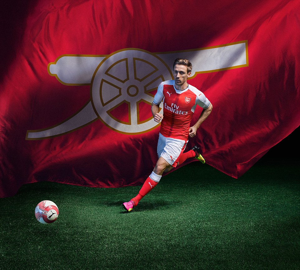 Monreal Will Be Looking Forward To Wearing The Kit - Aubameyang In Arsenal Kit - HD Wallpaper 