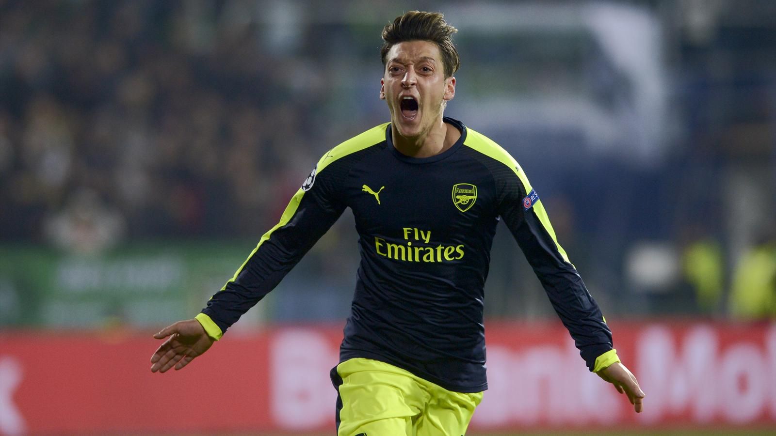 Ozil Ludogorets - HD Wallpaper 