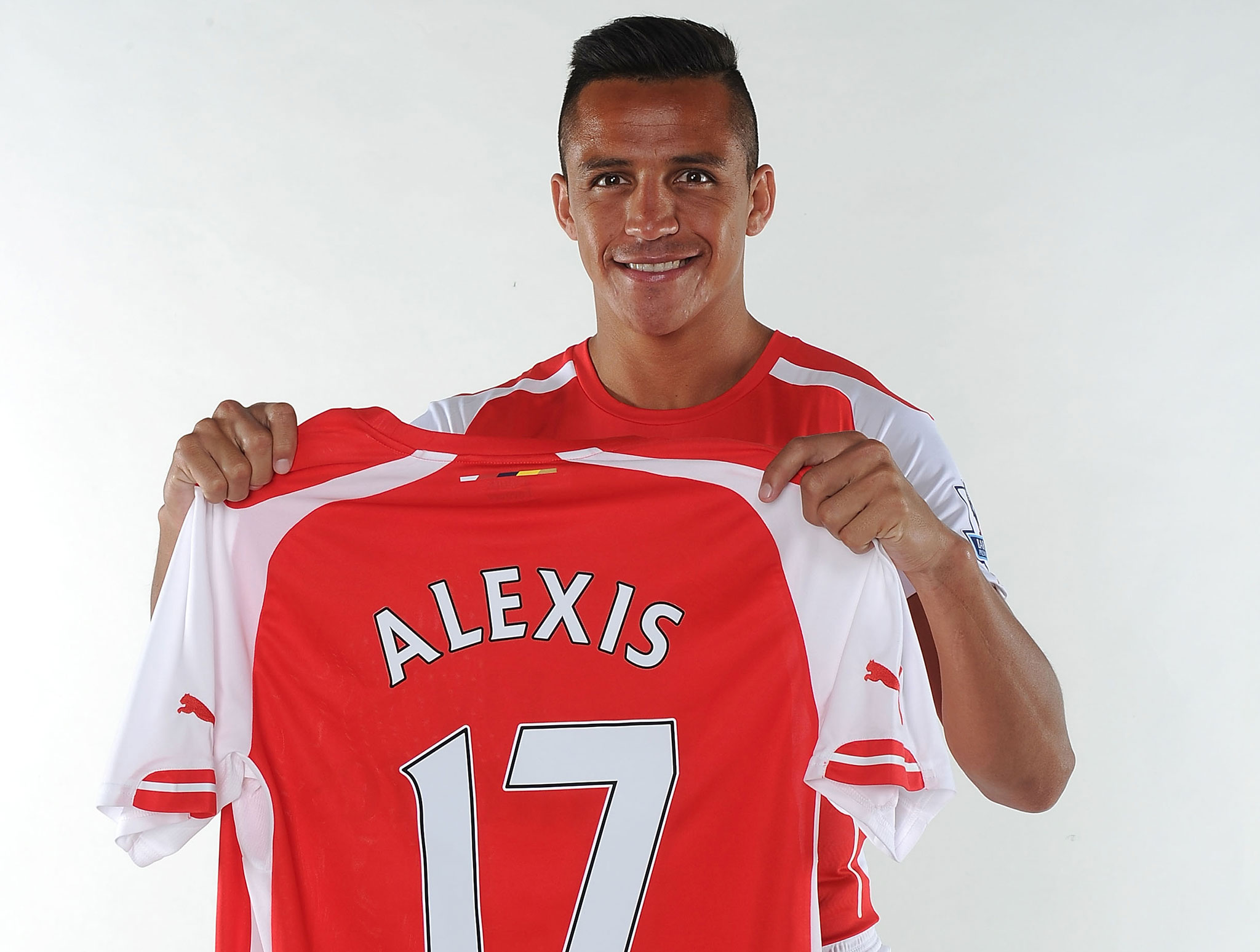 Alexis Sanchez Signing For Arsenal - HD Wallpaper 