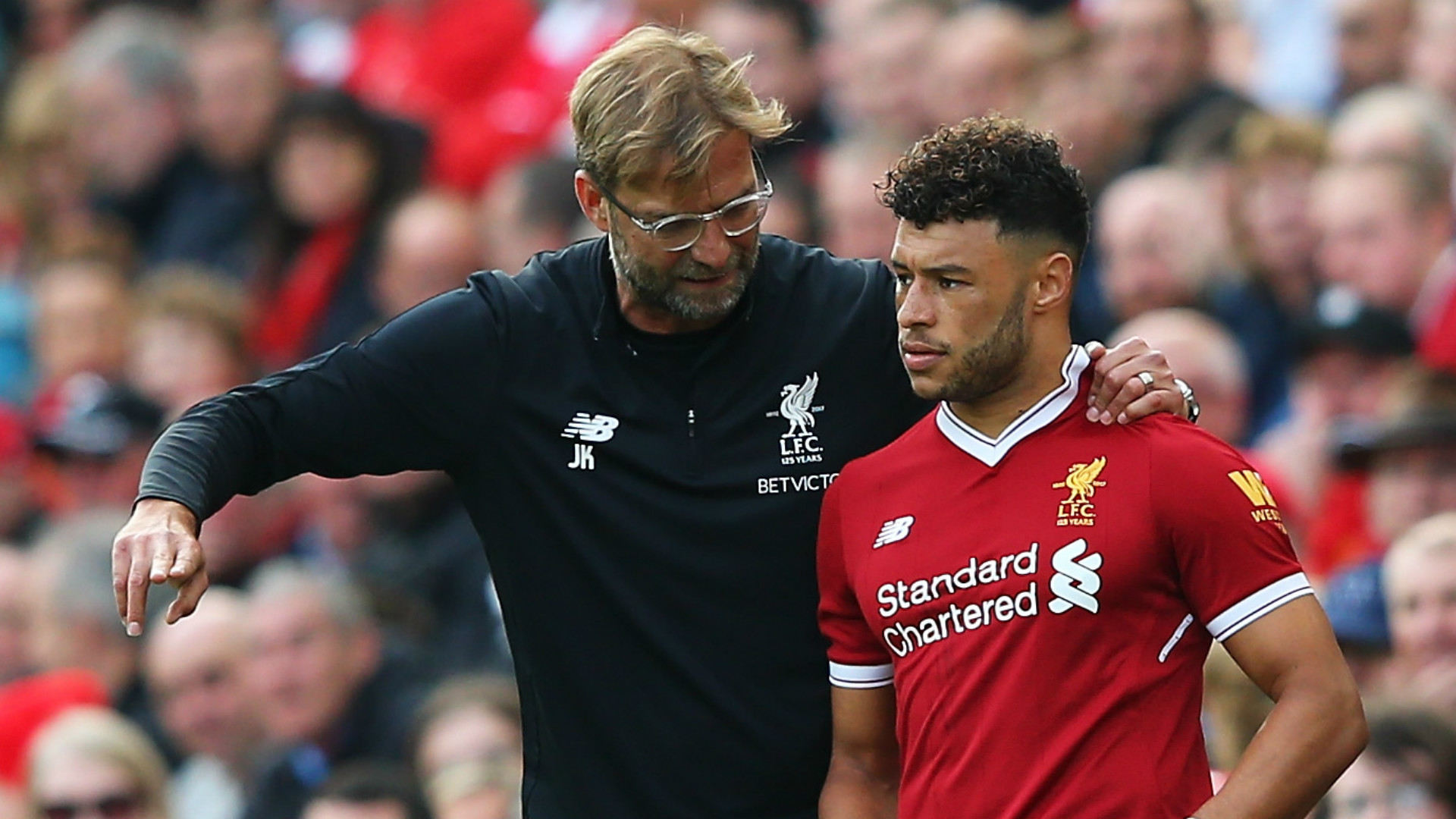 Alex Oxlade Chamberlain And Jurgen Klopp - HD Wallpaper 