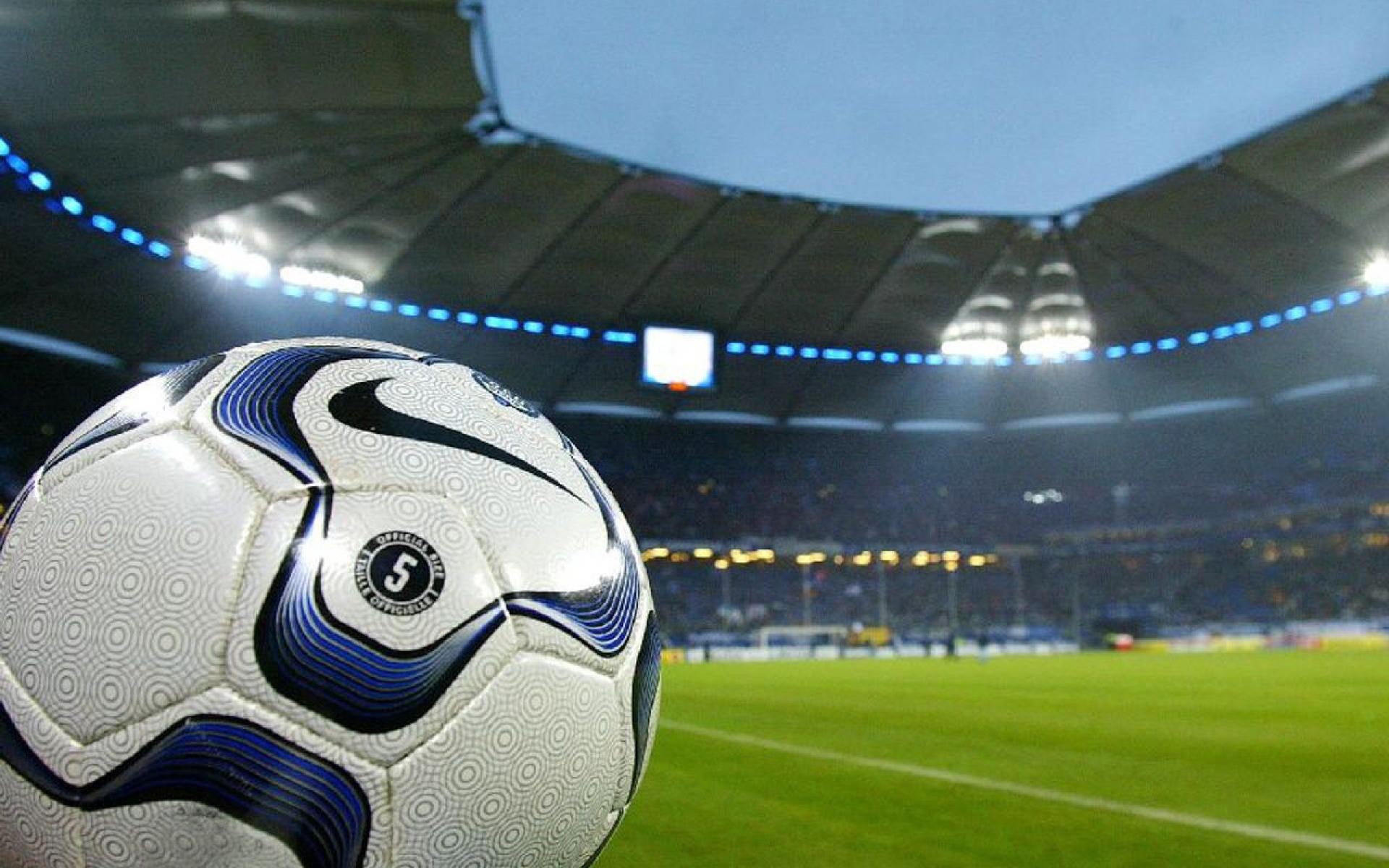 Football And Stadium Wallpaper 
 Data Src Football - Sport Club Internacional - HD Wallpaper 