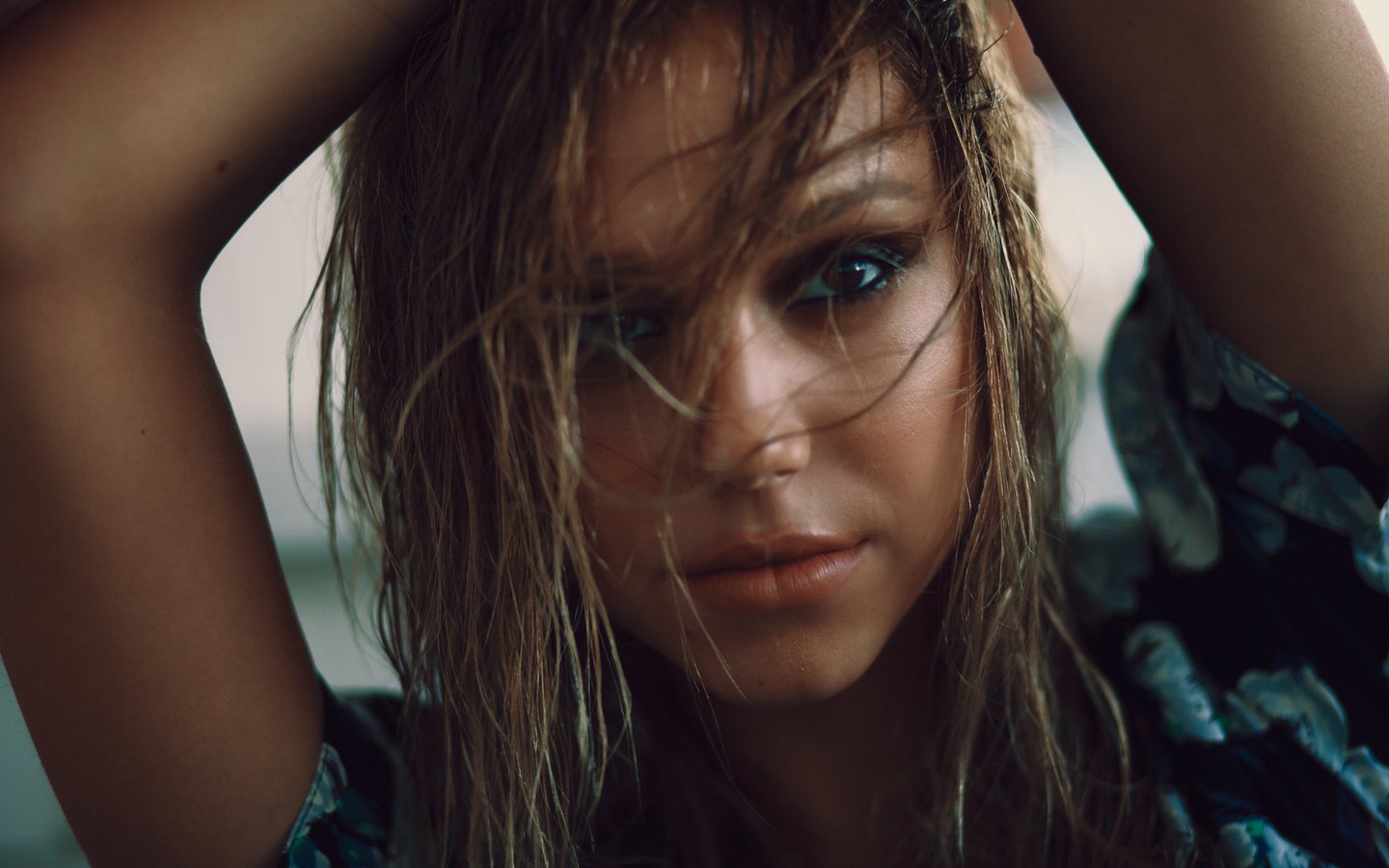 Wallpaper Girl, Look, Lips, Beautiful, Alexis Ren Resolution - Planet Blue Beach Photoshoot - HD Wallpaper 