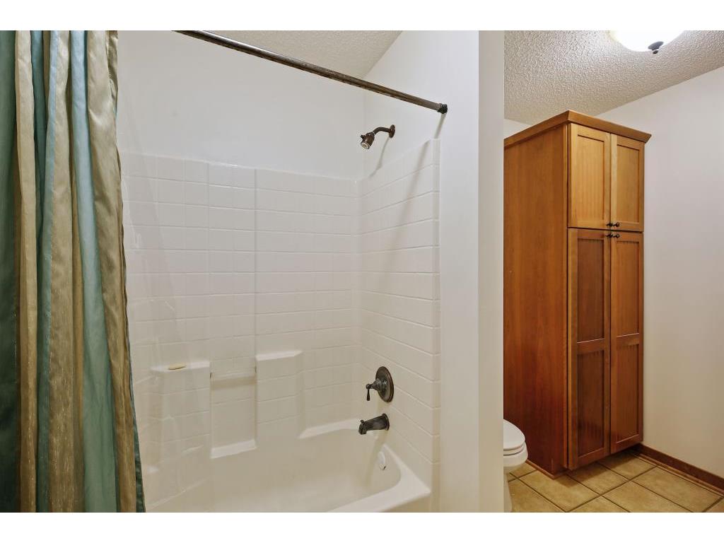 Bathroom - HD Wallpaper 