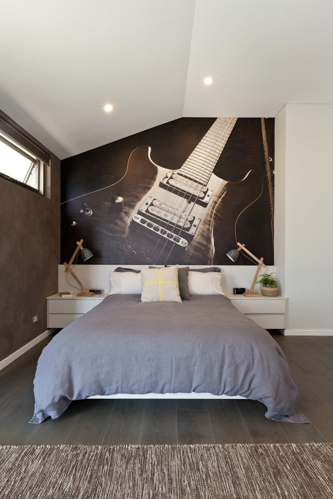 Perth Teenager Boy Bedroom With Wooden Nightstands - Headboard For Teenager Boys - HD Wallpaper 