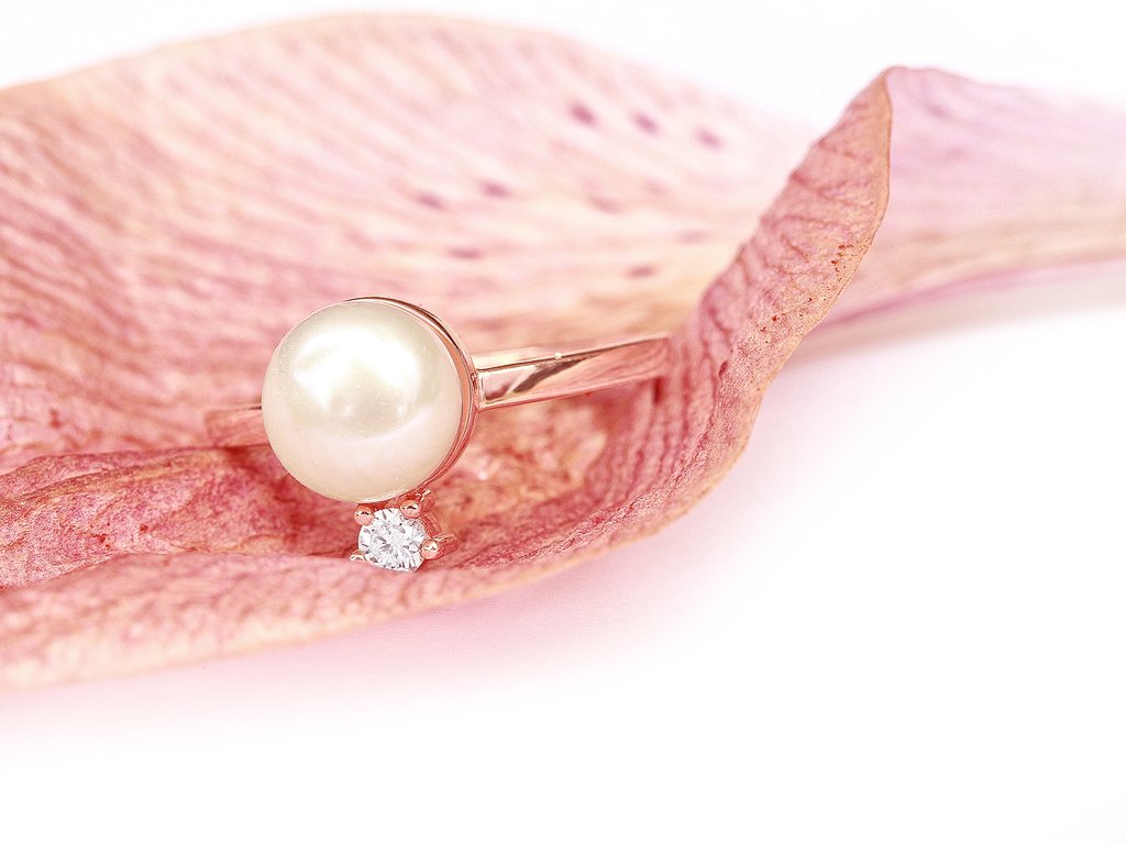 Pearl - HD Wallpaper 