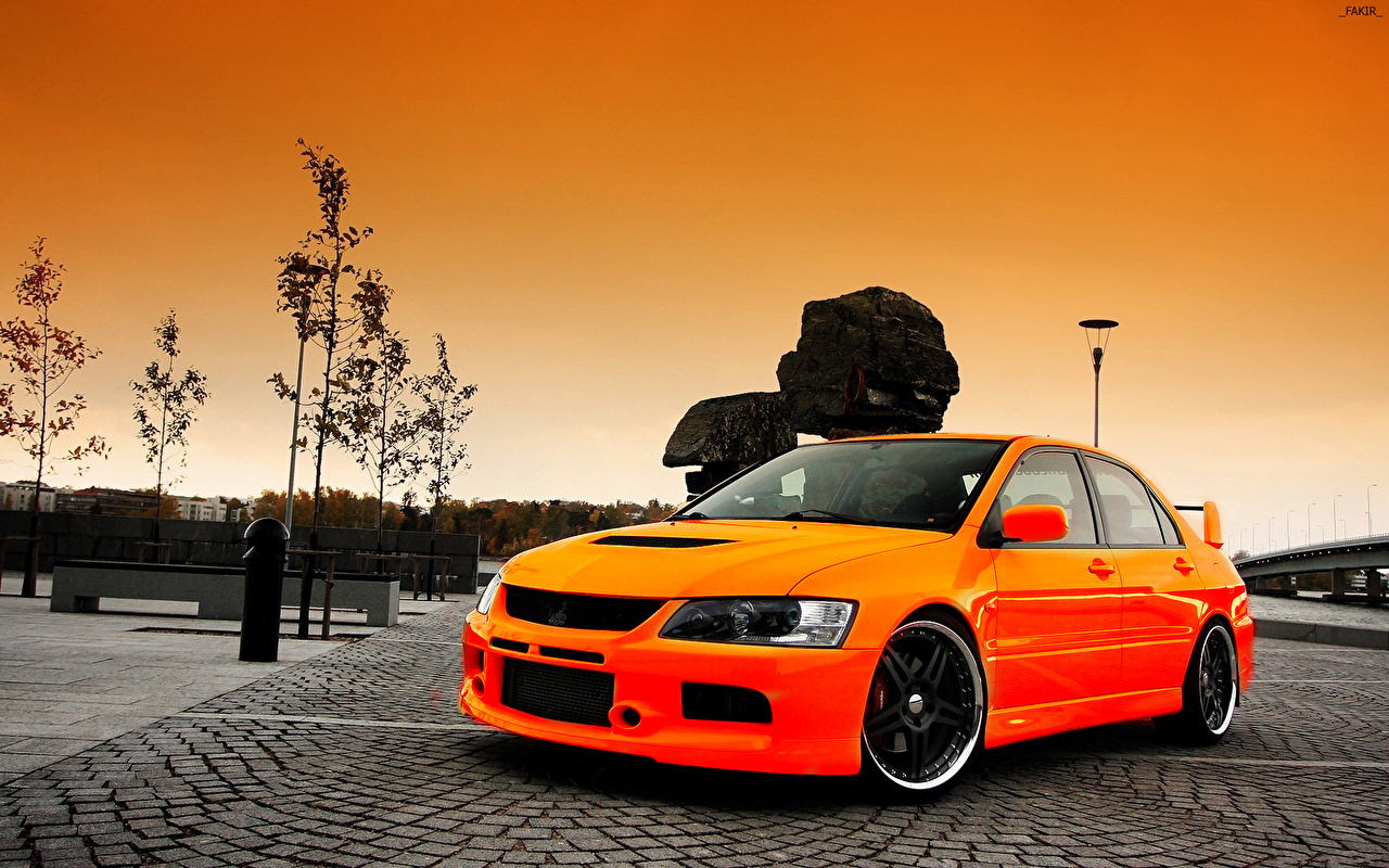 Mitsubishi Lancer Evo 9 Orange - HD Wallpaper 