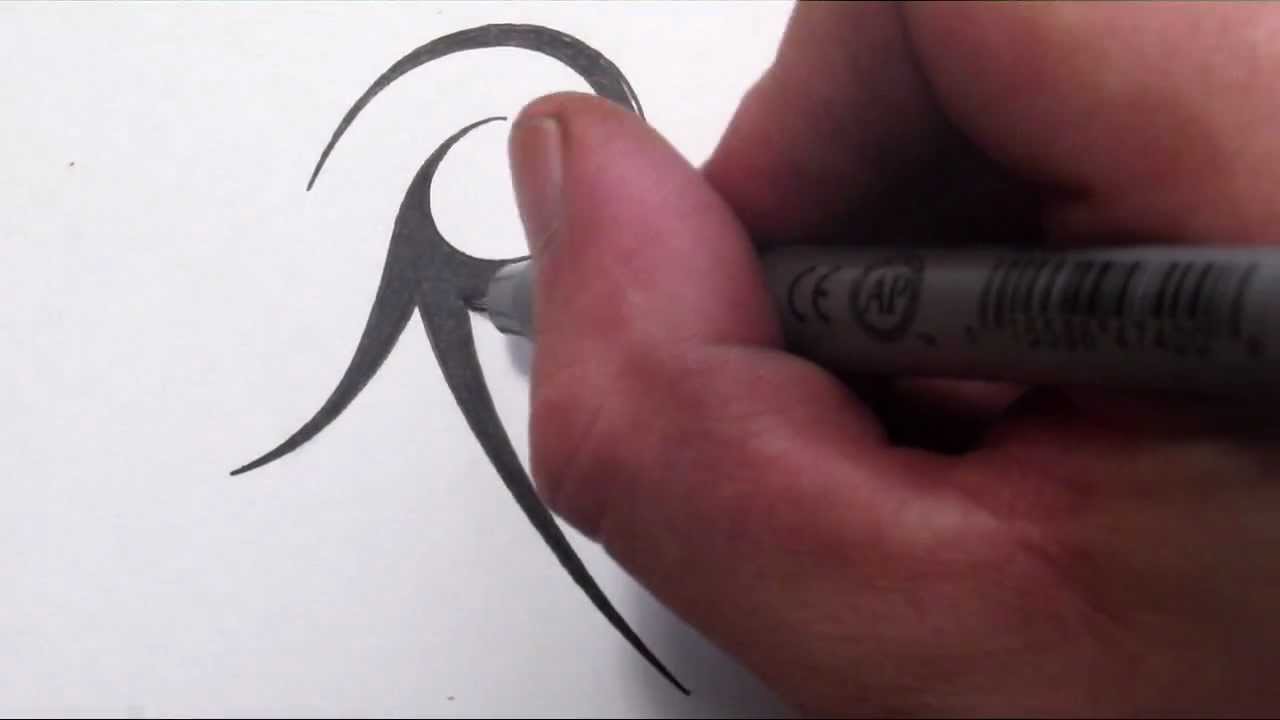 Draw A Simple Tribal Letter R - HD Wallpaper 