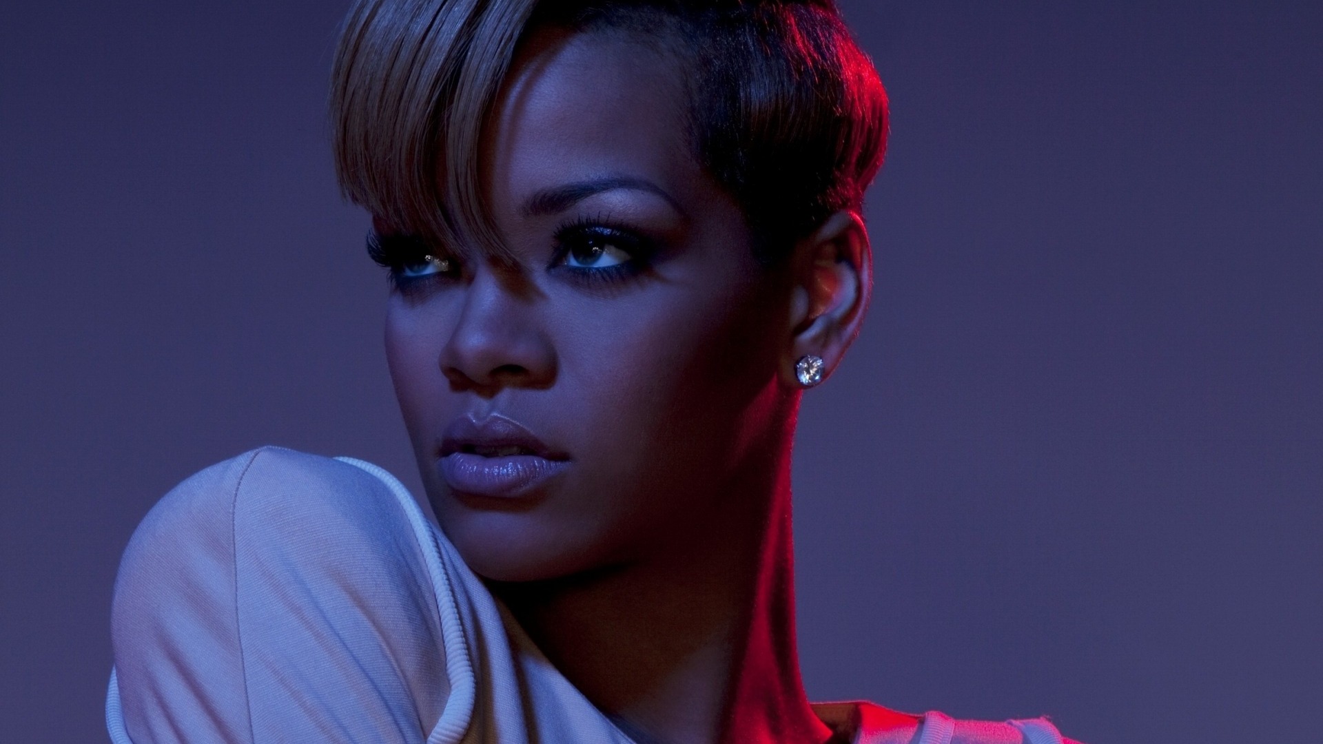 Rihanna Dark Lighting - HD Wallpaper 
