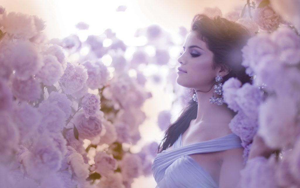 Selena Gomez A Year Without Rain Album Photoshoot - HD Wallpaper 