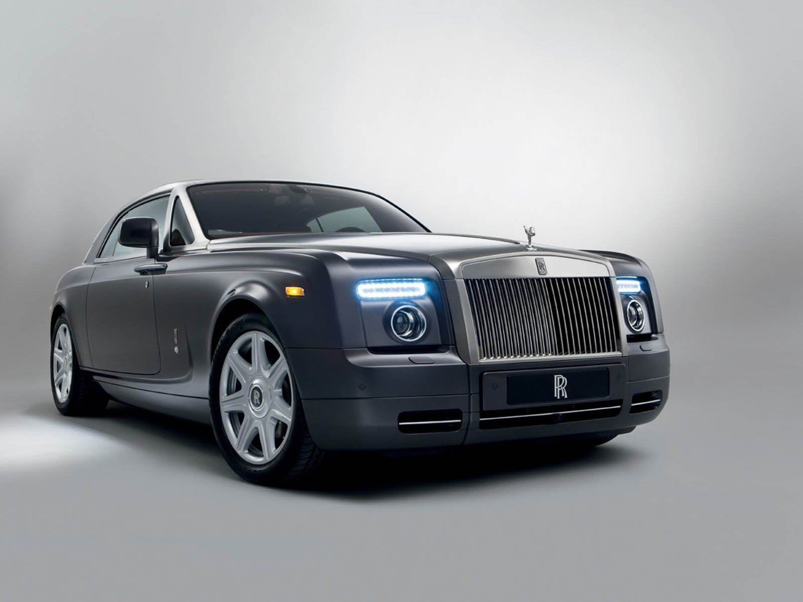 Rolls Royce Phantom 9 - HD Wallpaper 