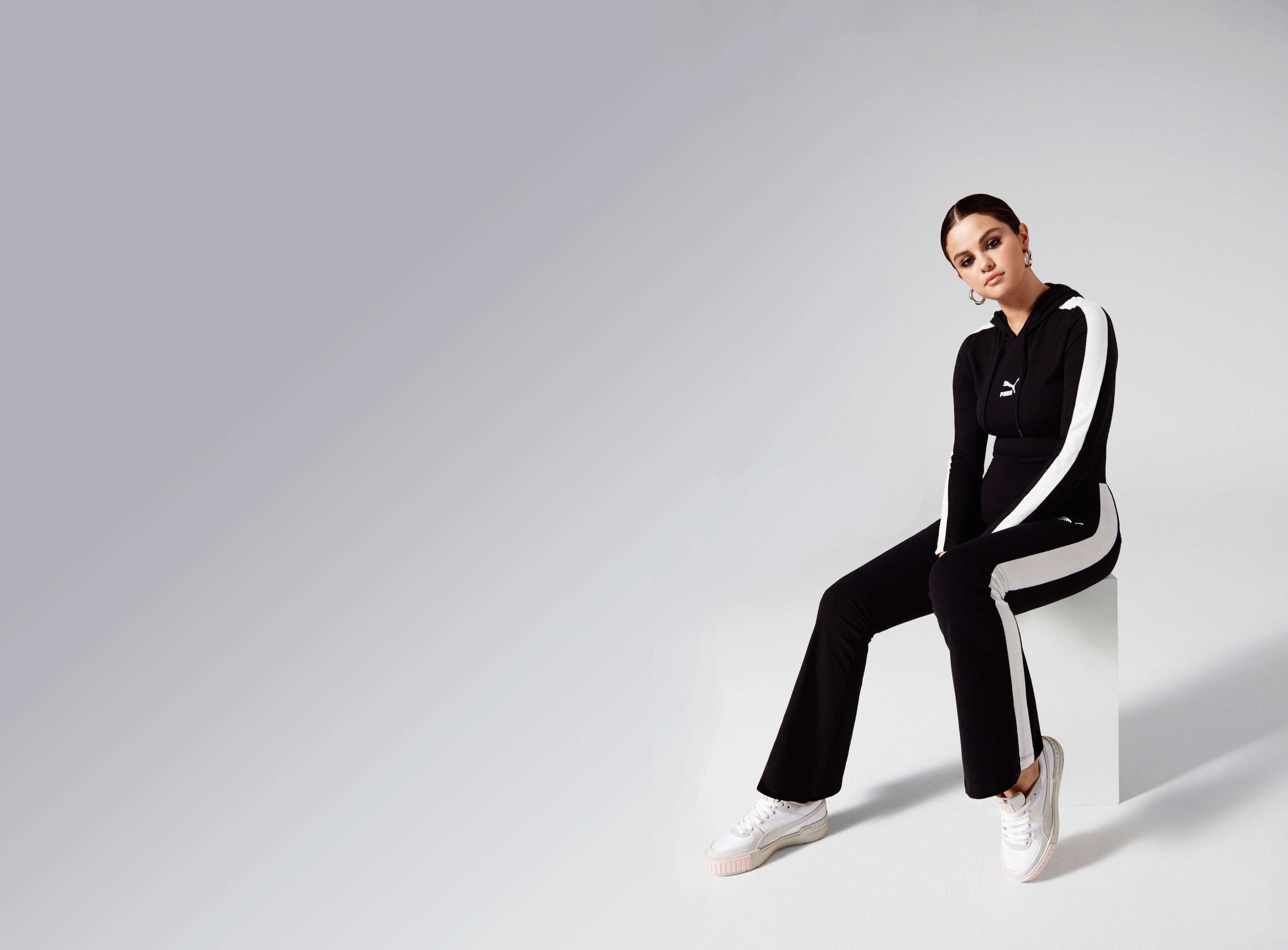 Puma Cali Sport Selena Gomez - HD Wallpaper 