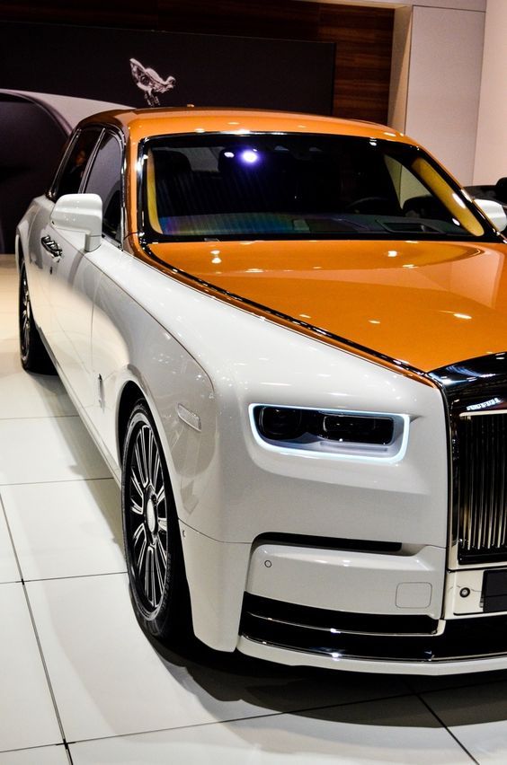 Rolls Royce P H A N T O M Wallpaper - Rollsroyce Top Rolls Royce Phantom - HD Wallpaper 