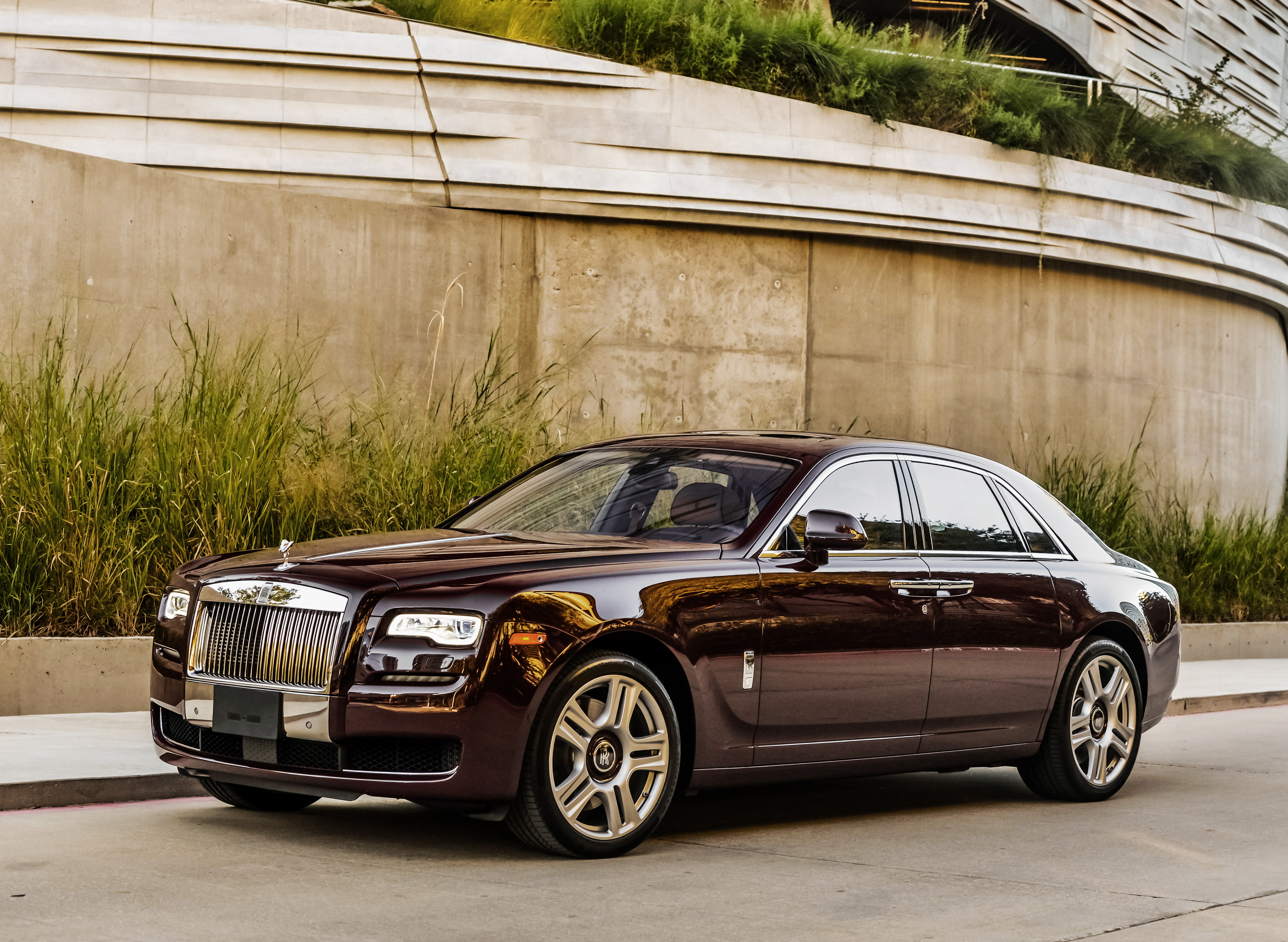 Rolls Royce Ghost Red - HD Wallpaper 