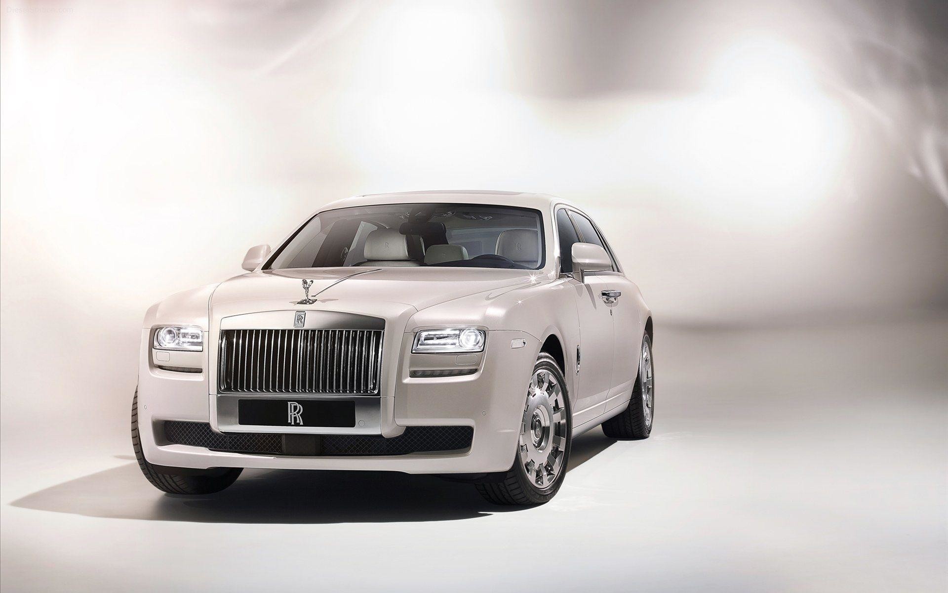 Full Hd Rolls Royce Wallpapers White Rolls Royce Wallpaper Hd 19x10 Wallpaper Teahub Io