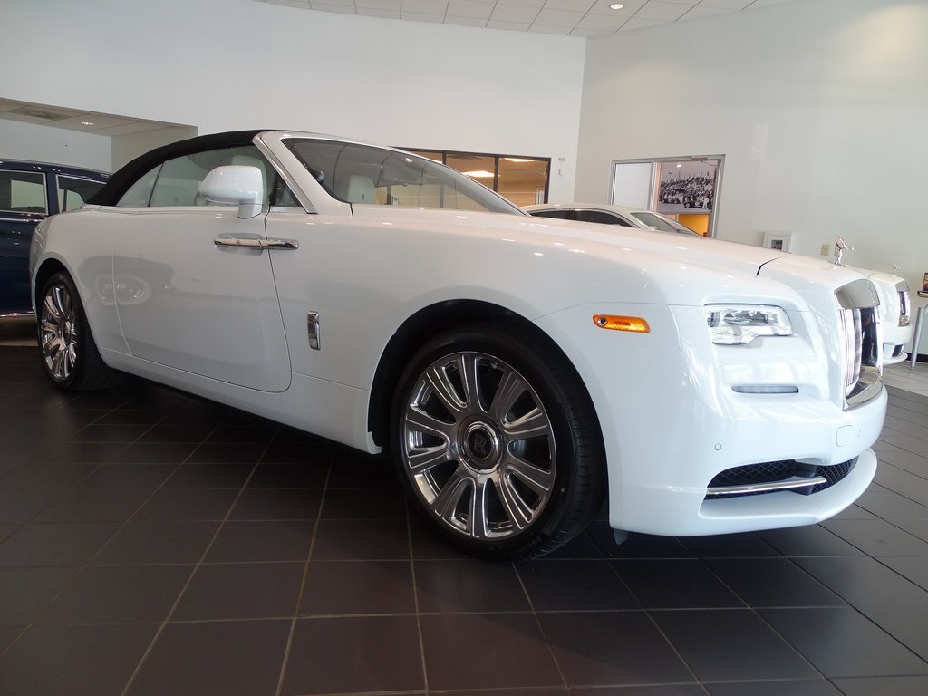 Rolls Royce Dawn 2019 - HD Wallpaper 