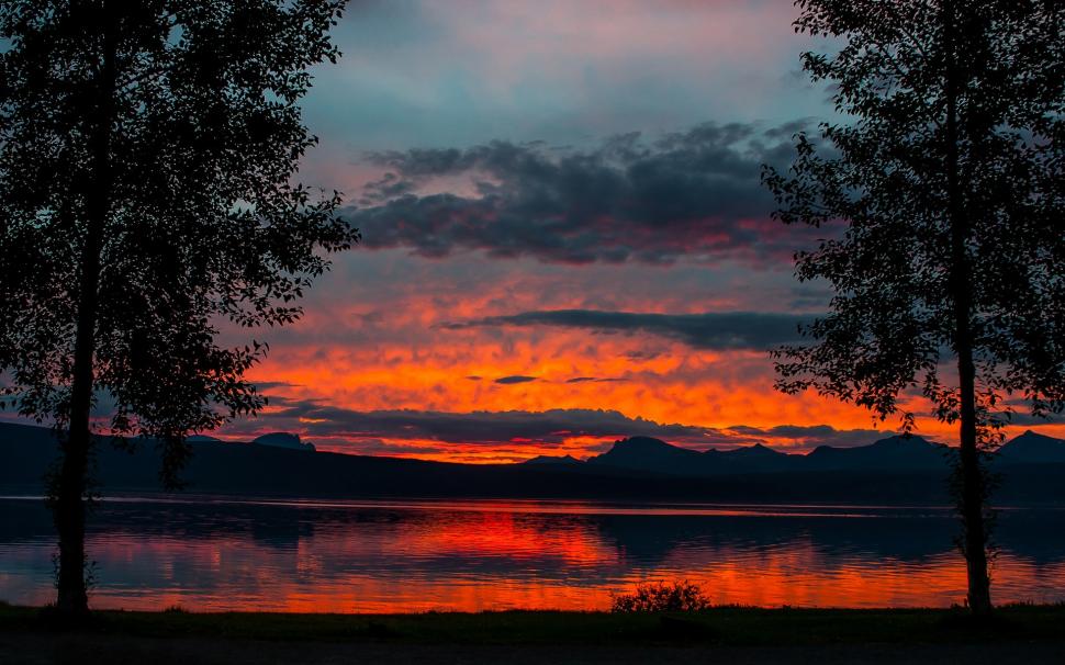 Dusk Landscape, Lake, Trees, Mountains, Sunset, Twilight - Twilight Dusk - HD Wallpaper 