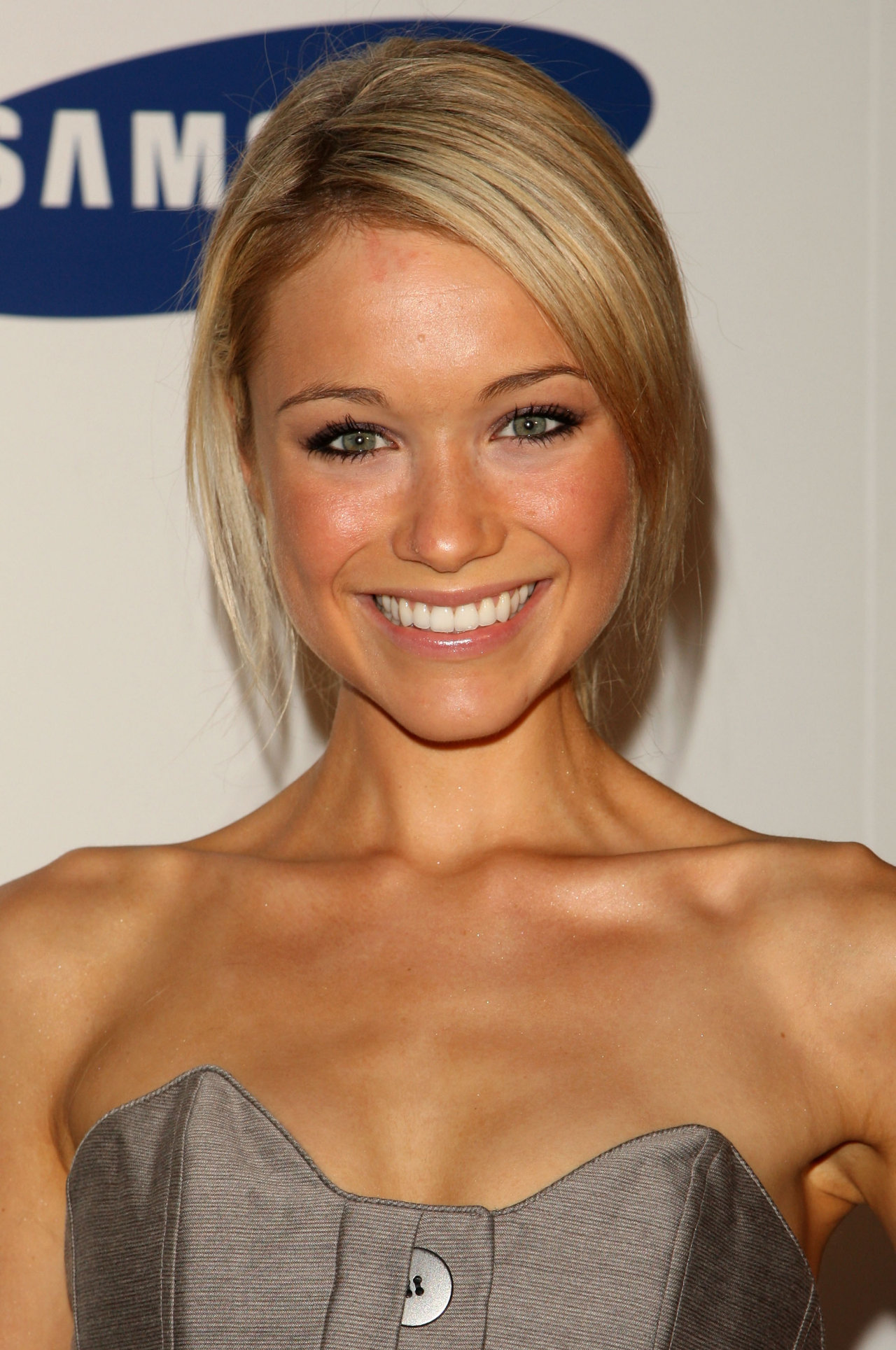 Katrina Bowden - Katrina Bowden No Makeup - HD Wallpaper 